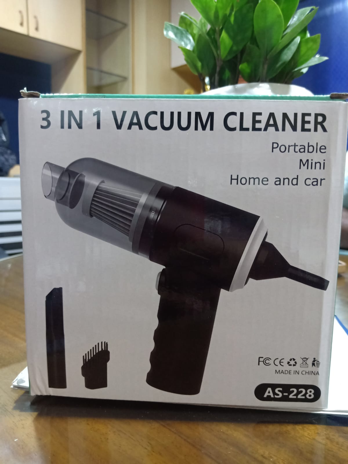 3-in-1 Portable Car Vacuum Cleaner